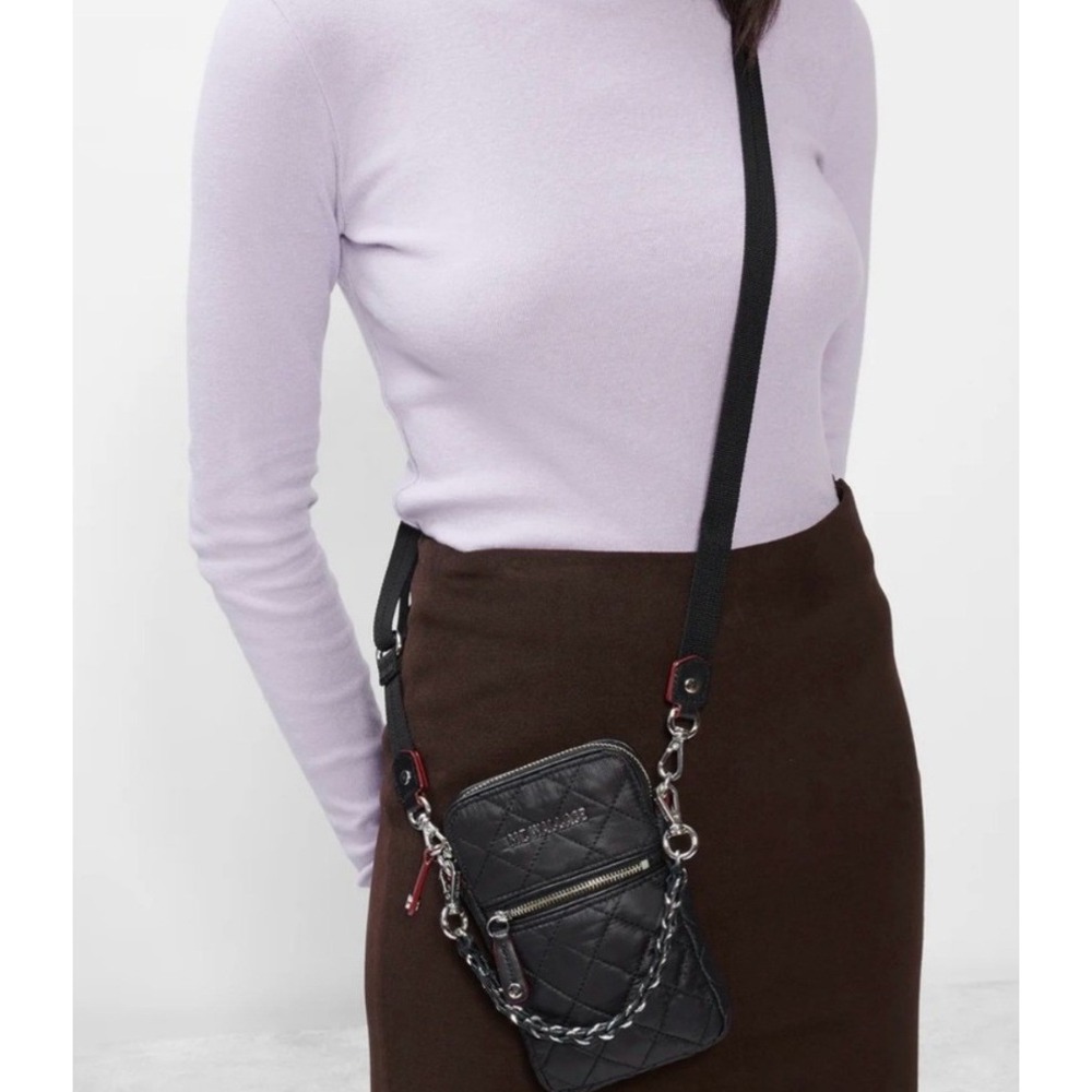 MZ Wallace Metro Phone Necklet Women Small Black Excellent Star Print Crossbody - Picture 2 of 12